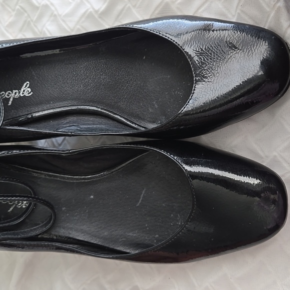 Free People Ankle Strap Black Women's Short Block Heel Summer Work Shoes - Picture 10 of 10